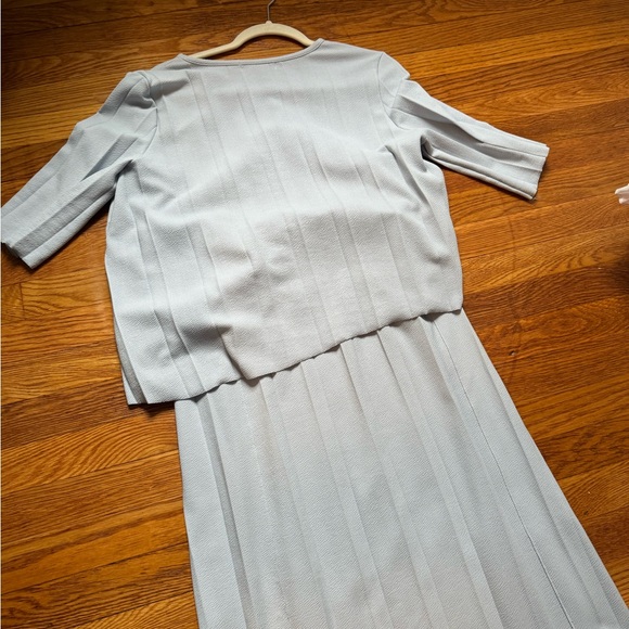 Sky blue midi skirt and shirt set - Picture 4 of 4